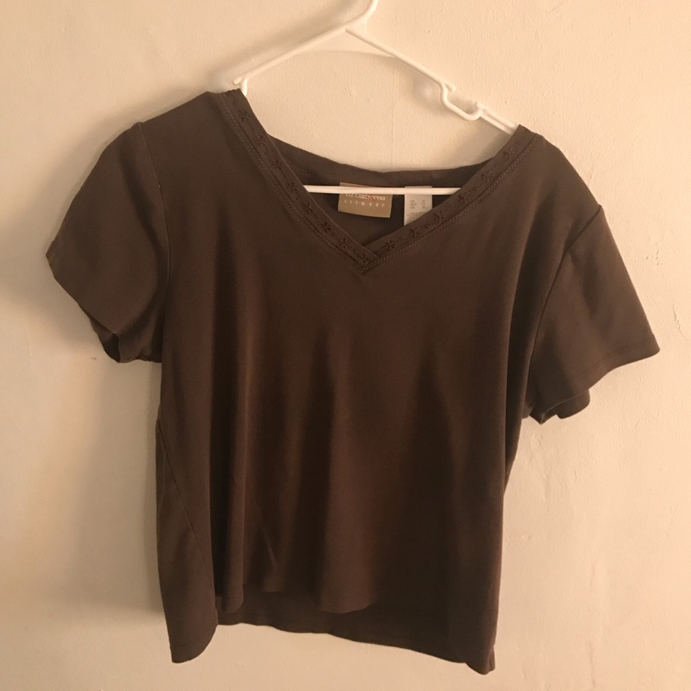 Addorable brown V neck top